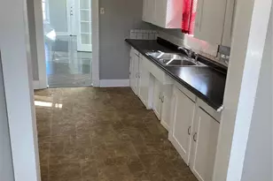 1613 Park St, Commerce, TX 75428 - Photo 3