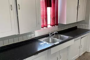 1613 Park St, Commerce, TX 75428 - Photo 11