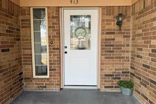 413 Kingsbridge Ct, Garland, TX 75040 - Photo 3