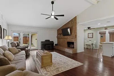 1936 Oakbluff Drive, Carrollton, TX 75007 - Photo 9