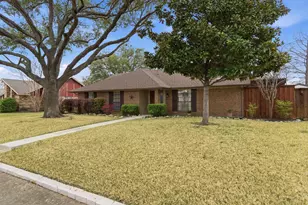 1936 Oakbluff Dr, Carrollton, TX 75007 - Photo 1