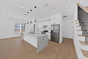 302 E 7th St, Dallas, TX 75203 - Photo 13