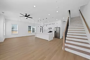 302 E 7th St, Dallas, TX 75203 - Photo 11