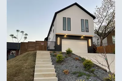 1526 Claude Street, Dallas, TX 75203 - Photo 1