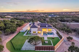 3117 Rio Grande Cir, Granbury, TX 76035 - Photo 3