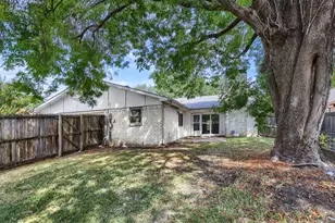 11026 McCree Rd, Dallas, TX 75238 - Photo 27