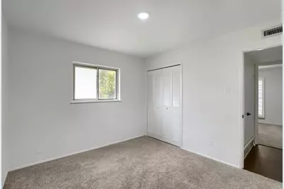 11026 McCree Road, Dallas, TX 75238 - Photo 21