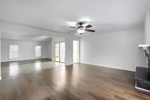 11026 McCree Rd, Dallas, TX 75238 - Photo 17