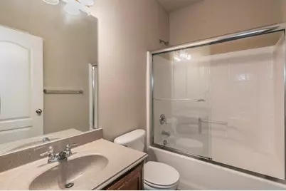 936 Furlong Drive, Grand Prairie, TX 75051 - Photo 19