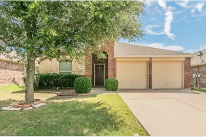 936 Furlong Drive, Grand Prairie, TX 75051 - Photo 3