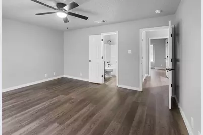 709 E Crawford Street, Denison, TX 75021 - Photo 11