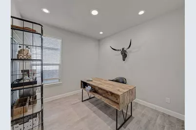 232 Drumcliffe Drive, Fort Worth, TX 76052 - Photo 11
