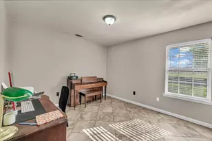 13715 Maxwell Blvd, Fort Worth, TX 76179 - Photo 23