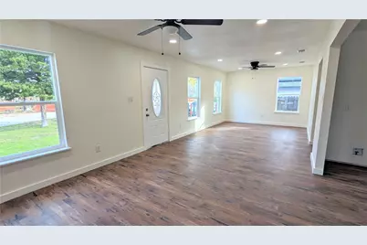 625 N Delaware Street, Irving, TX 75061 - Photo 19