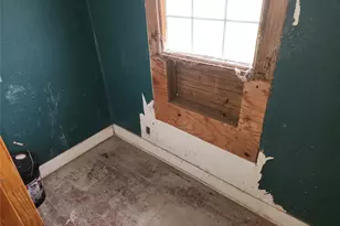 7662 NW County Rd 1300, Barry, TX 75102 - Photo 27