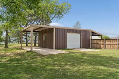 9898 Vail Eton Drive, Pilot Point, TX 76258 - Photo 29