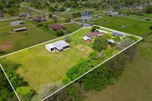 9898 Vail Eton Dr, Pilot Point, TX 76258 - Photo 1