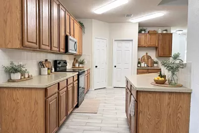 10125 Sourwood Drive, Fort Worth, TX 76244 - Photo 13