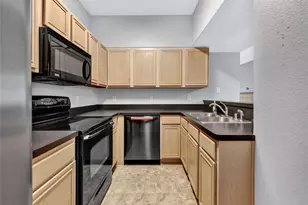 1944 Hobart Ln, Lewisville, TX 75067 - Photo 13