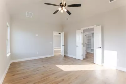 9211 Parkview Circle, Tolar, TX 76476 - Photo 11