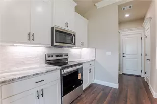 9213 Parkview Cir, Tolar, TX 76476 - Photo 11