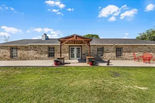 748 Rocky Ridge Ln, Weatherford, TX 76085 - Photo 1