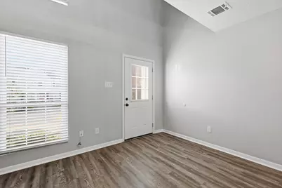 11 Abbey Road, Euless, TX 76039 - Photo 3