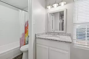 11 Abbey Rd, Euless, TX 76039 - Photo 13