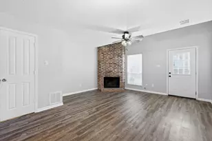 11 Abbey Rd, Euless, TX 76039 - Photo 5