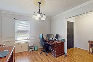 2404 Forestmeadow Dr, Lewisville, TX 75067 - Photo 11