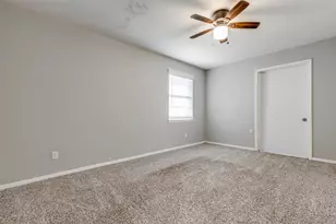 2954 Candlewick Ln, Farmers Branch, TX 75234 - Photo 17