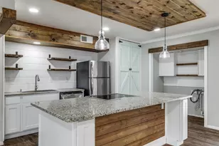 2954 Candlewick Ln, Farmers Branch, TX 75234 - Photo 13