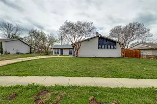 2954 Candlewick Ln, Farmers Branch, TX 75234 - Photo 25