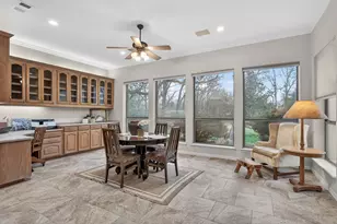 325 Thornhill Cir, Double Oak, TX 75077 - Photo 11