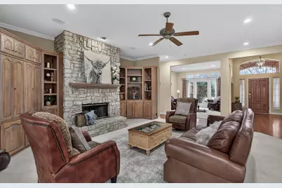 325 Thornhill Circle, Double Oak, TX 75077 - Photo 7