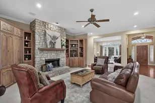 325 Thornhill Cir, Double Oak, TX 75077 - Photo 7