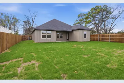 407 E Boyd Avenue, Boyd, TX 76023 - Photo 23