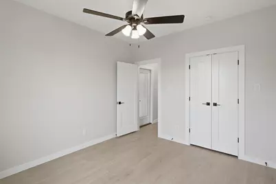 407 E Boyd Avenue, Boyd, TX 76023 - Photo 15