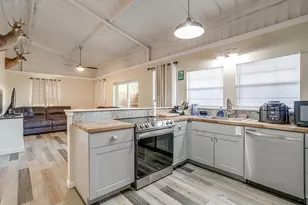 303 Gandy St, Lipan, TX 76462 - Photo 11