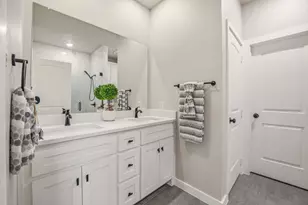 3829 Lands End Ct, Granbury, TX 76048 - Photo 15