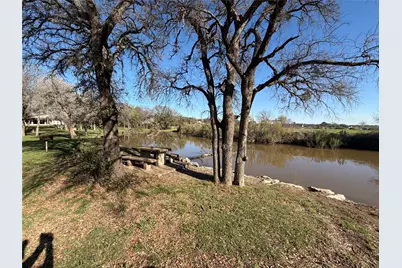 3829 Lands End Court, Granbury, TX 76048 - Photo 31