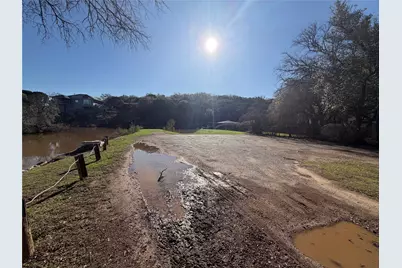 3829 Lands End Court, Granbury, TX 76048 - Photo 29