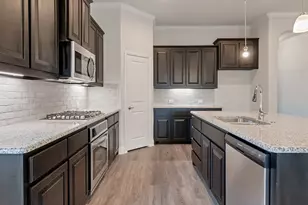 15137 Ram Rock Dr, Fort Worth, TX 76008 - Photo 3