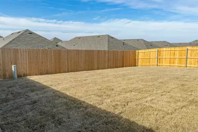 1600 Oriole Drive, Ennis, TX 75119 - Photo 3