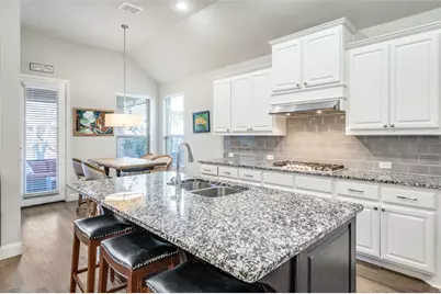 7805 Fossil Creek Trail, McKinney, TX 75071 - Photo 5