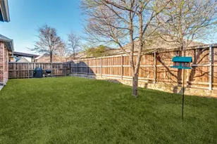 7805 Fossil Crk Trl, McKinney, TX 75071 - Photo 3