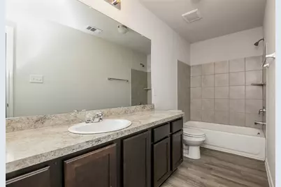 1205 Mallard Cove, Ennis, TX 75119 - Photo 11