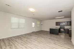 2804 Red Head Pl, Ennis, TX 75119 - Photo 5