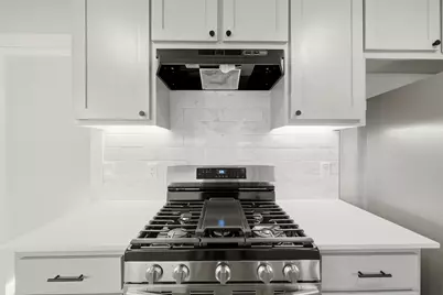 502 Madison Street, Cleburne, TX 76033 - Photo 7