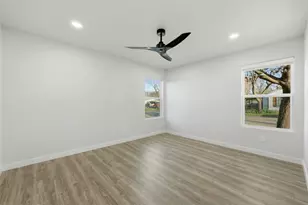 502 Madison St, Cleburne, TX 76033 - Photo 21